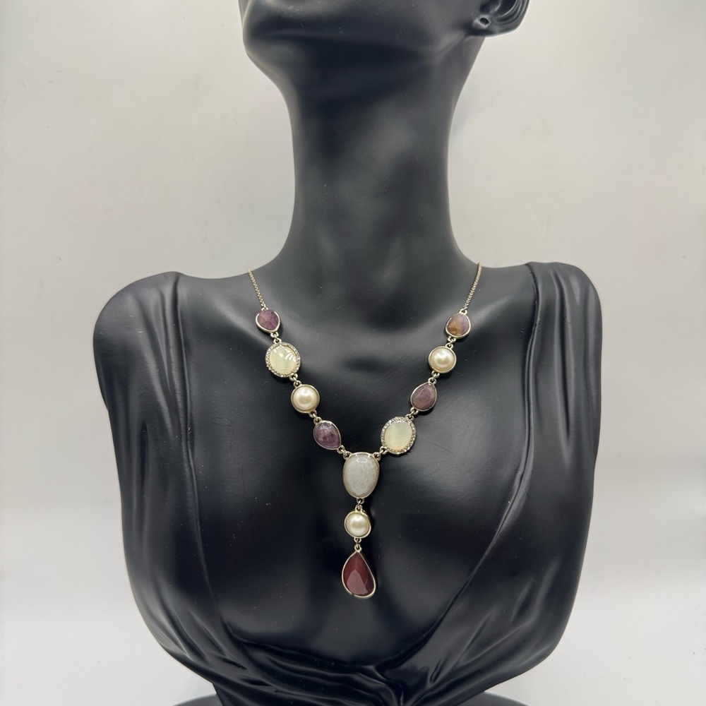 Ann Taylor Factory Elegant Pearl And Gem Necklace 20$